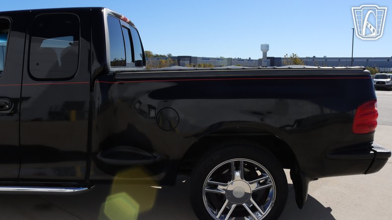 2000 Ford F-150 29