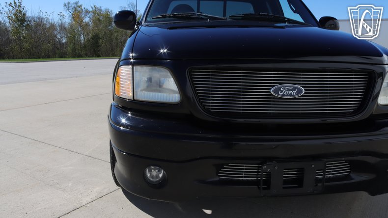 2000 Ford F-150 36