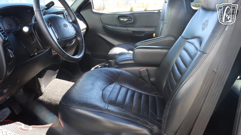 2000 Ford F-150 44