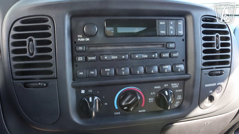 2000 Ford F-150 53