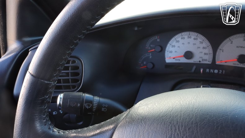 2000 Ford F-150 63