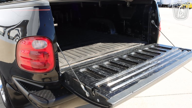 2000 Ford F-150 74