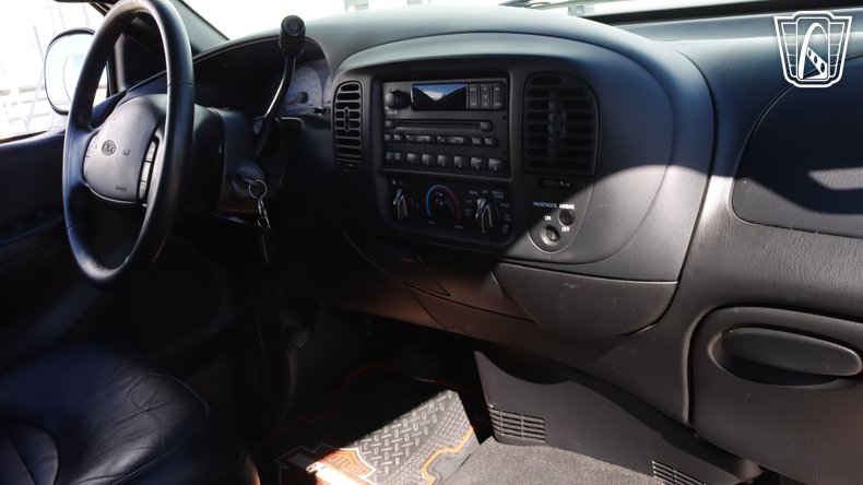 2000 Ford F-150 96