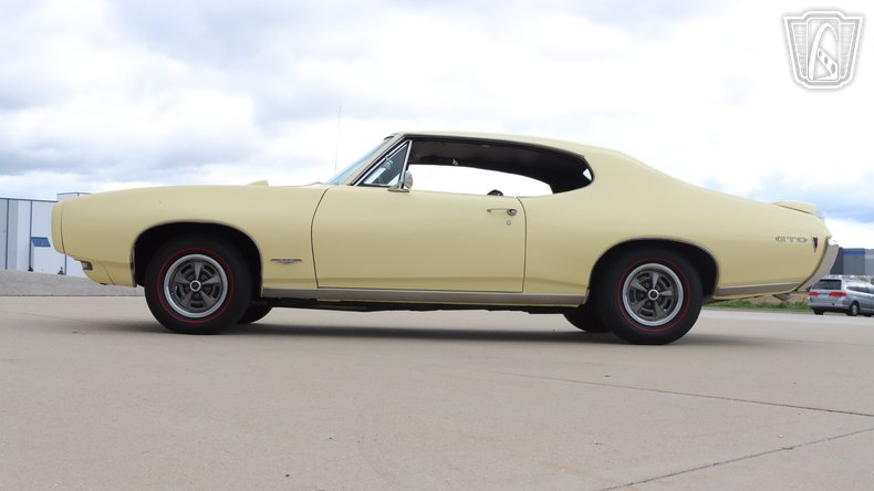 1968 Pontiac GTO 9