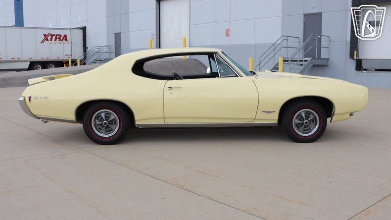1968 Pontiac GTO 20