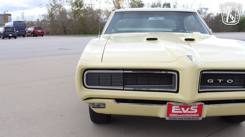 1968 Pontiac GTO 28