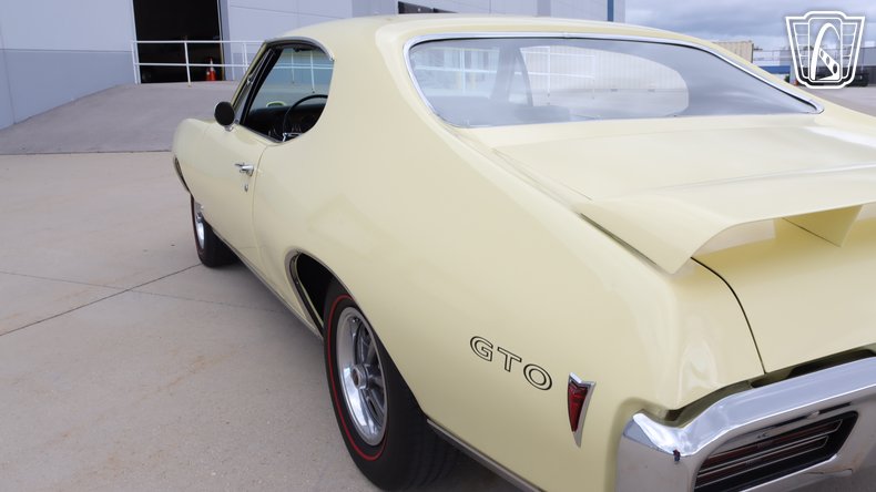 1968 Pontiac GTO 42
