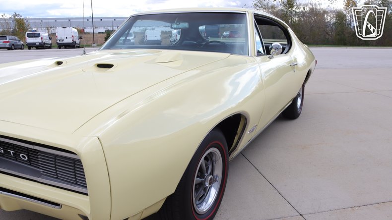 1968 Pontiac GTO 44