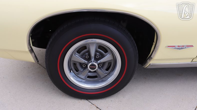 1968 Pontiac GTO 45