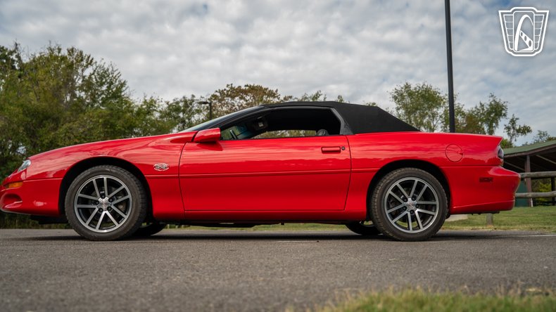 2002 Chevrolet Camaro 10