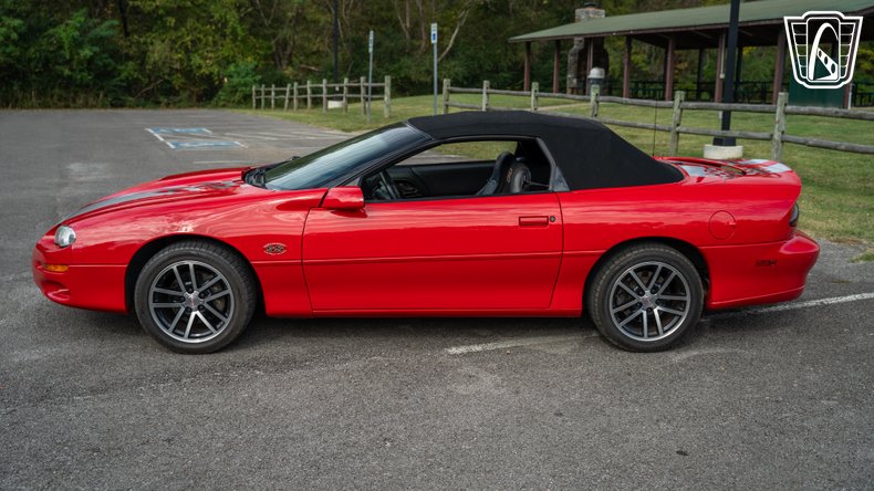 2002 Chevrolet Camaro 8