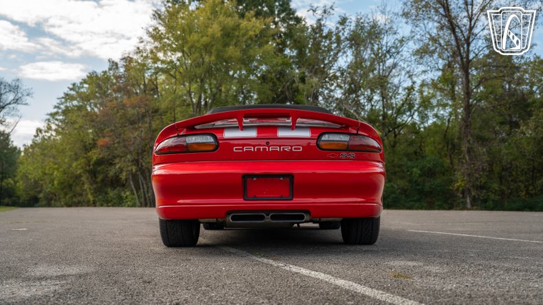 2002 Chevrolet Camaro 16
