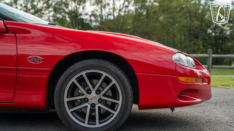 2002 Chevrolet Camaro 35