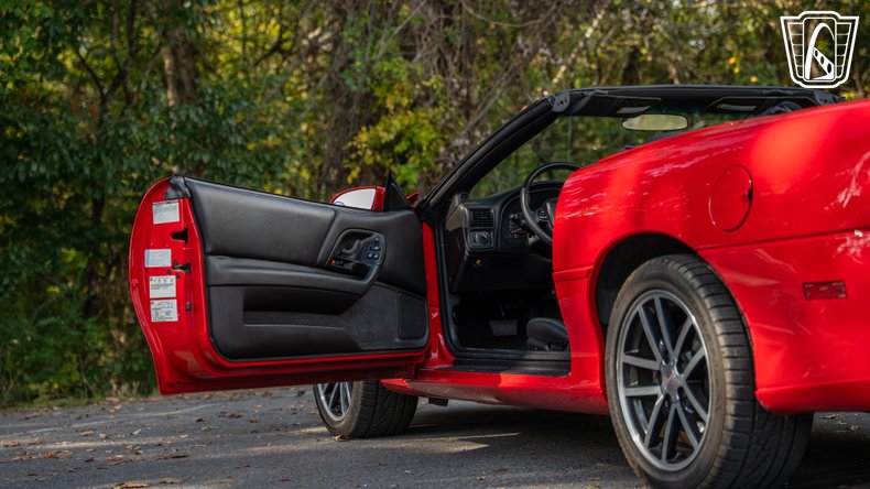 2002 Chevrolet Camaro 95