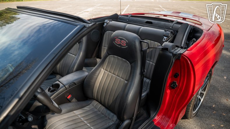 2002 Chevrolet Camaro 102