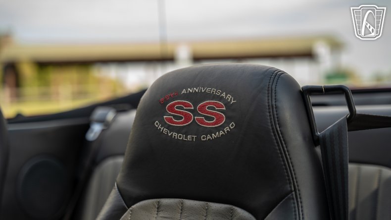 2002 Chevrolet Camaro 103