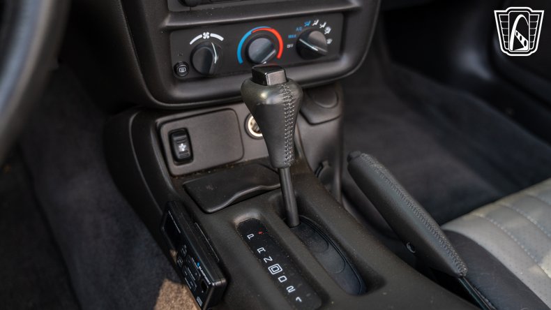 2002 Chevrolet Camaro 126