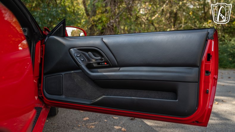 2002 Chevrolet Camaro 136