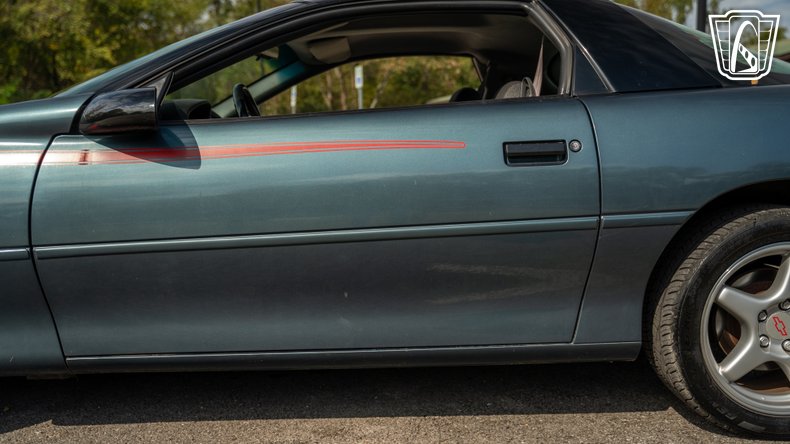 1993 Chevrolet Camaro 29