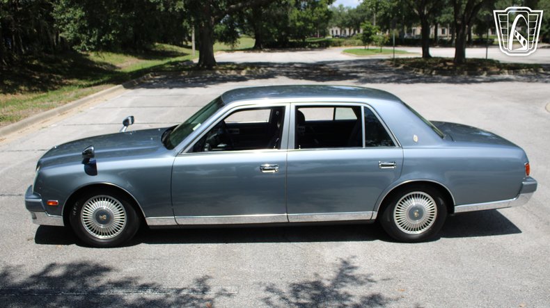 1998 Toyota Century 10
