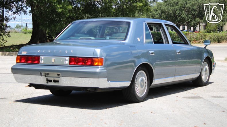 1998 Toyota Century 18