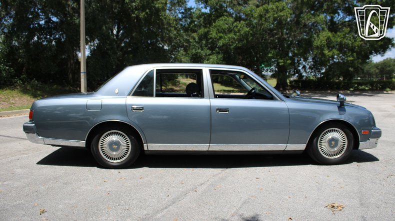 1998 Toyota Century 21