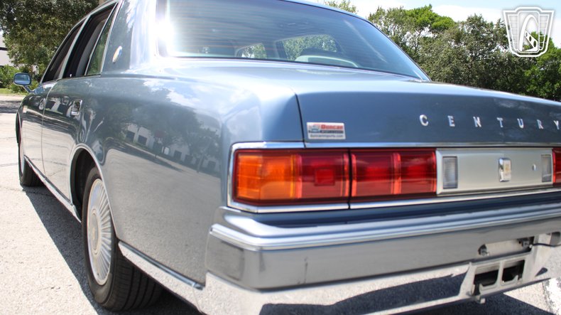 1998 Toyota Century 31