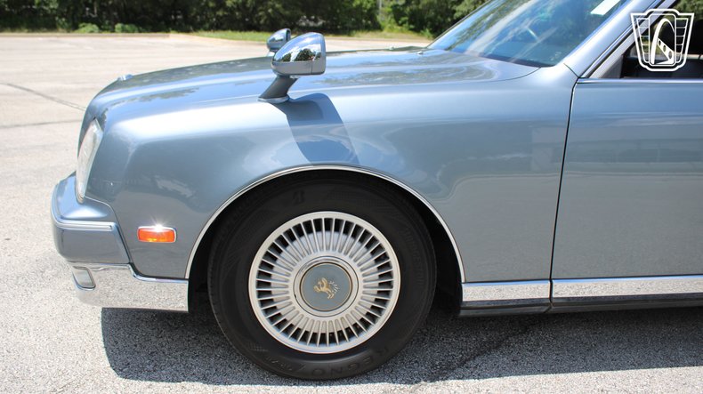 1998 Toyota Century 28