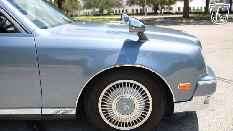 1998 Toyota Century 35