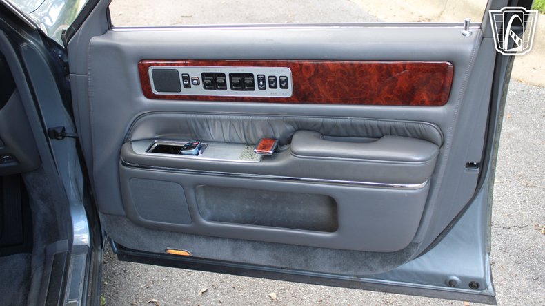 1998 Toyota Century 56
