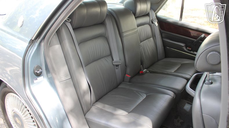 1998 Toyota Century 106