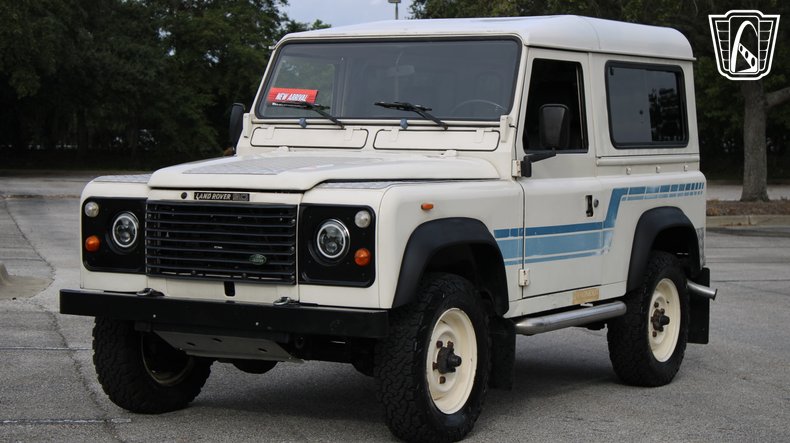 1984 Land Rover Defender 90 3