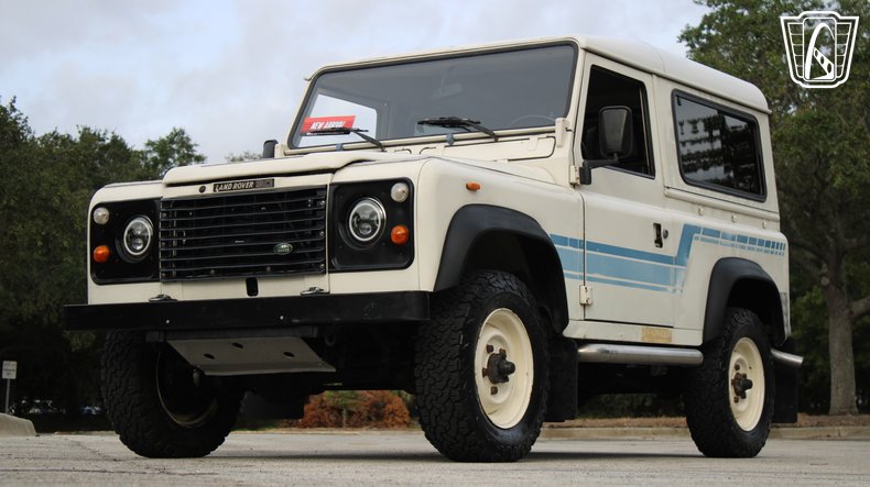 1984 Land Rover Defender 90 2