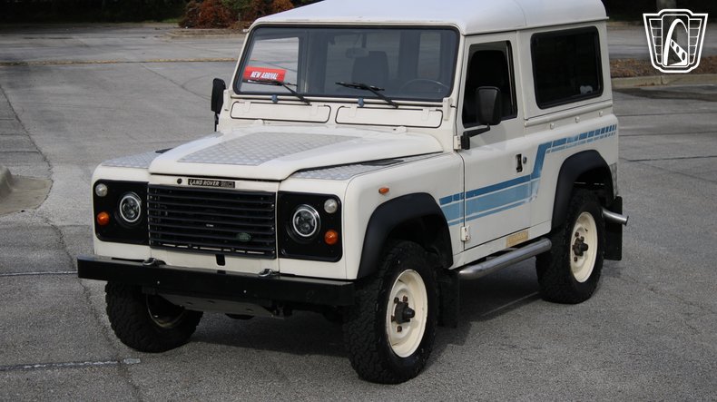 1984 Land Rover Defender 90 4