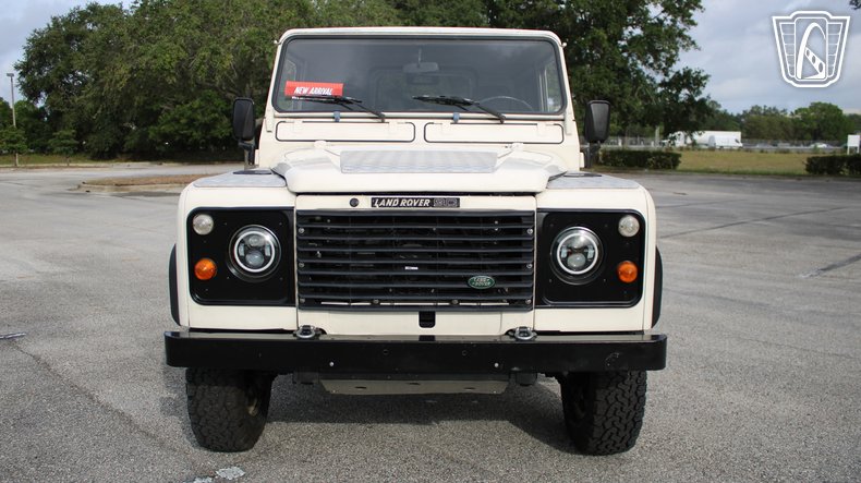 1984 Land Rover Defender 90 6