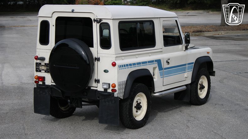 1984 Land Rover Defender 90 19