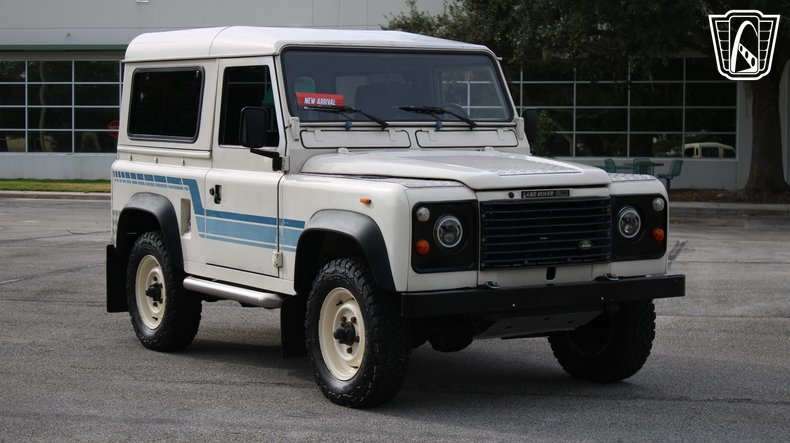 1984 Land Rover Defender 90 24