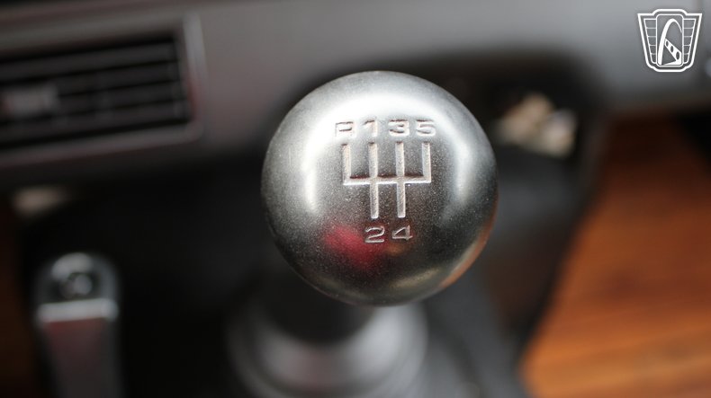 1984 Land Rover Defender 90 77
