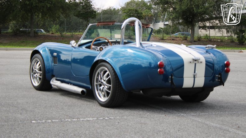 1965 Ford Cobra 12
