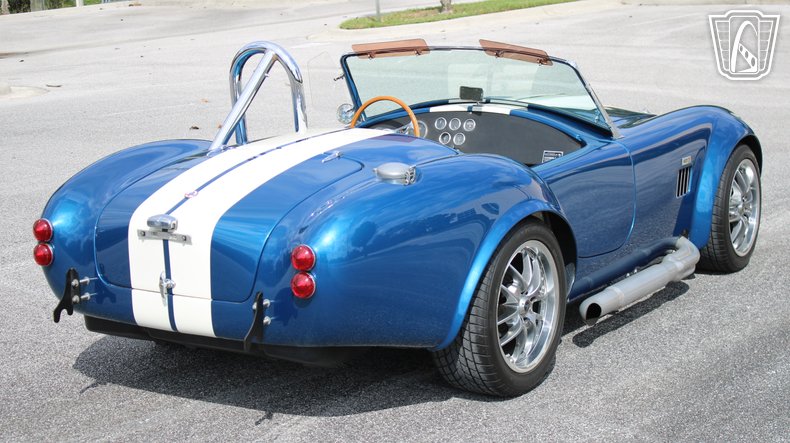 1965 Ford Cobra 17