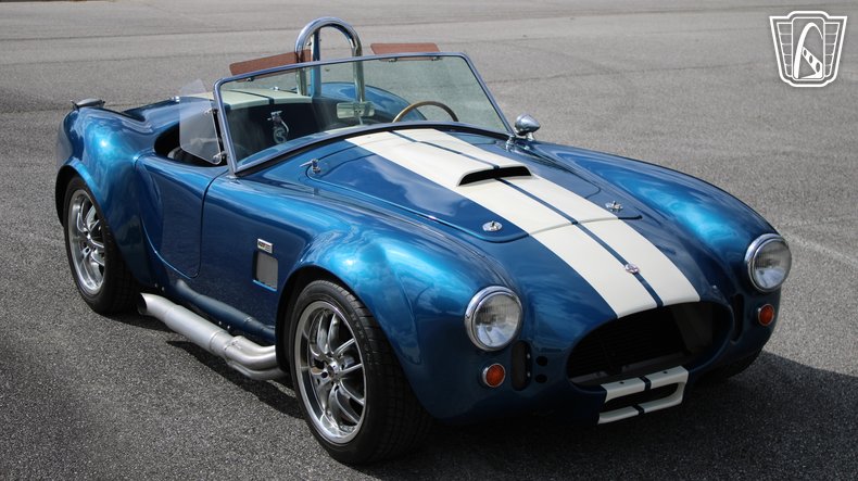 1965 Ford Cobra 26