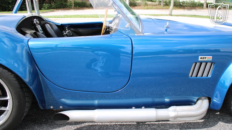 1965 Ford Cobra 35