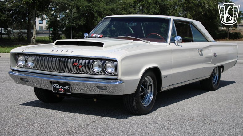 1967 Dodge Coronet 3