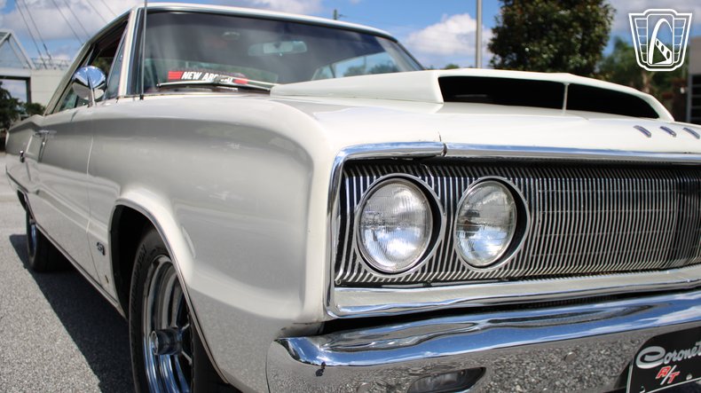 1967 Dodge Coronet 26