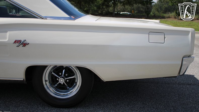 1967 Dodge Coronet 30