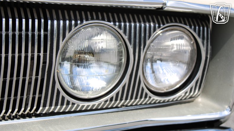 1967 Dodge Coronet 38