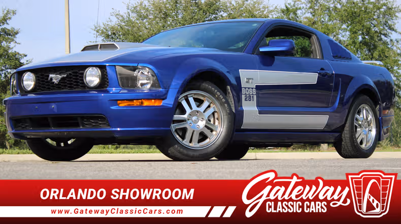 2005 Ford Mustang first image