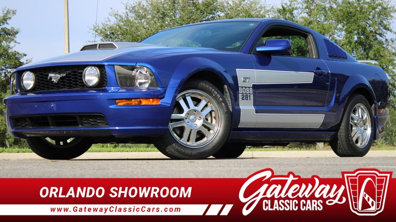 2005 Ford Mustang 1