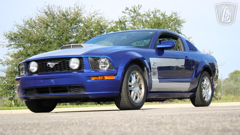 2005 Ford Mustang 3
