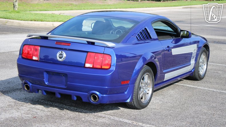 2005 Ford Mustang 20